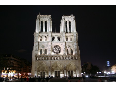 Pariz, reka ljubezni, Notre Dame
