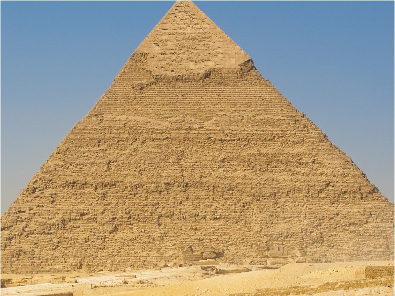 na Keopsovi piramidi