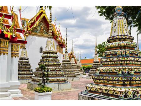 Bogati tajski budistični templji