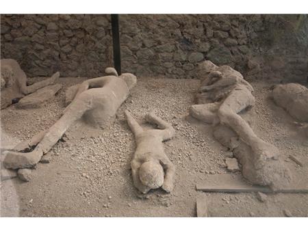 Žrtve Vezuva v Pompejih