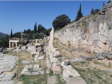 Grčija z avtobusom in trajektom