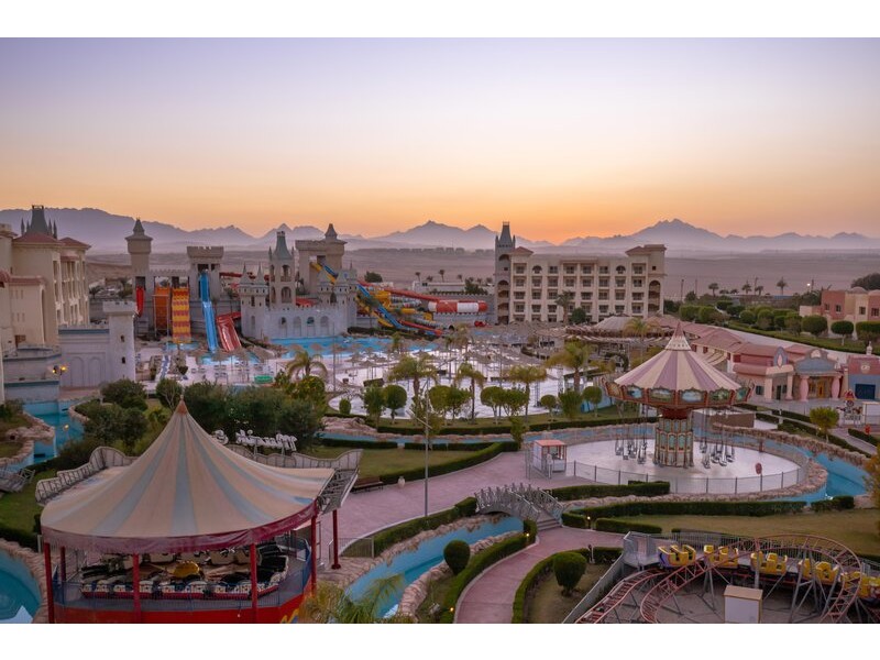 Serenity Fun City hotel