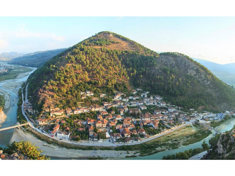 Albanija in znamenitosti