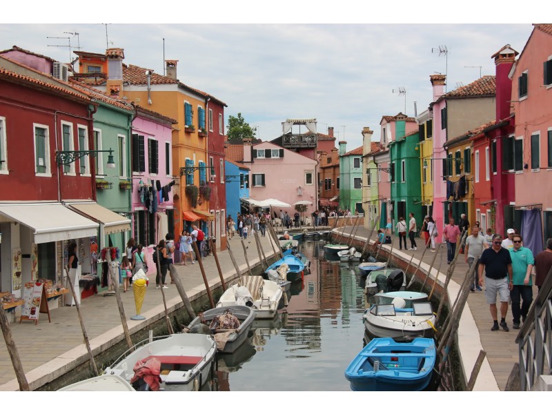 Pisane ulice na otoku Burano