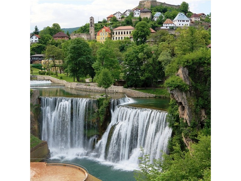 Bosna in Hercegovina, Jajce