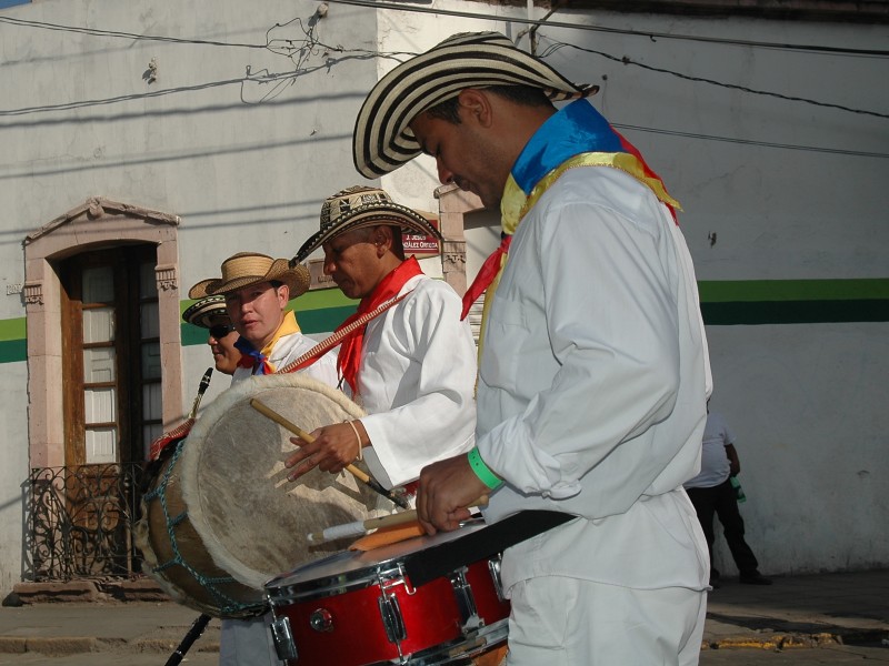 Mehika Povsod je veliko glasbe