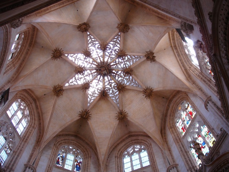 V kupoli Burgos