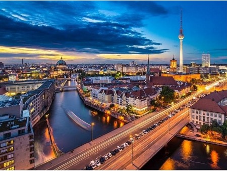 Nočni pogled na Berlin