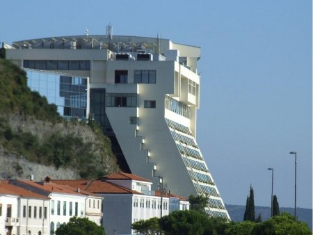vpadljiva arhitektura hotela