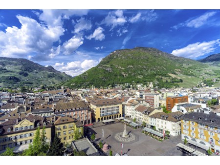 glavno mesto Južne Tirolske Bolzano