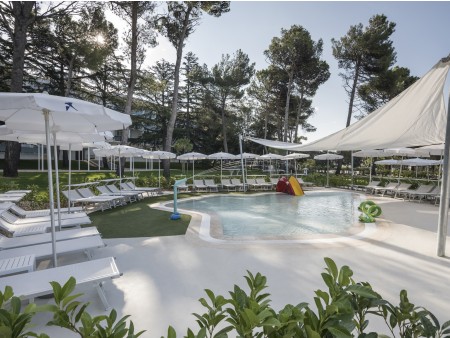 Falkensteiner Hotel Park Punat 4* bazen