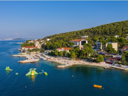 Arbanija, otok Čiovo, hotelski kompleks Sveti Križ