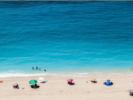 Lefkas, pesek in morje