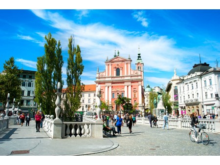 Ljubljana, Prešernov spomenik, frančiškanska cerkev