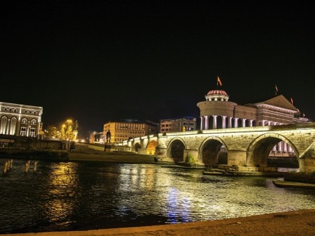 Skopje zvečer