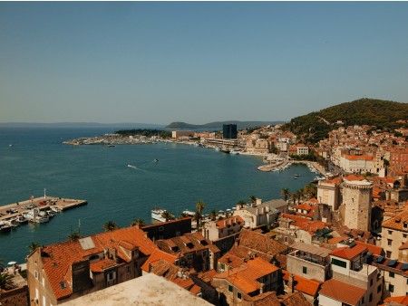 Na poti na morje obiščete Split