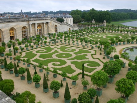 Vrtovi v Versaillesu