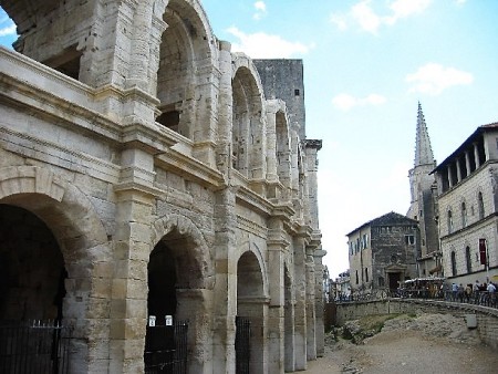 Antični ostanki v Arlesu