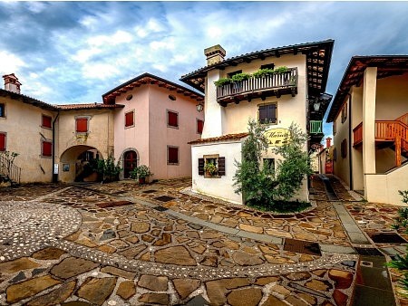 Šmartno village panorama