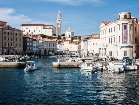 pogled na Piran pri marini