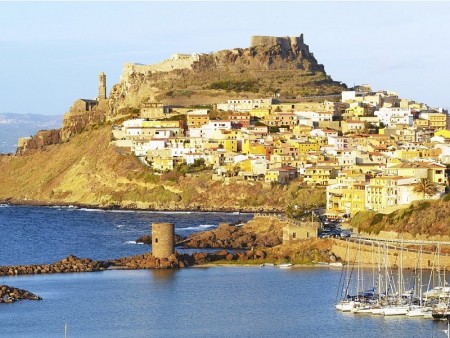 Pogled na Sardinijo