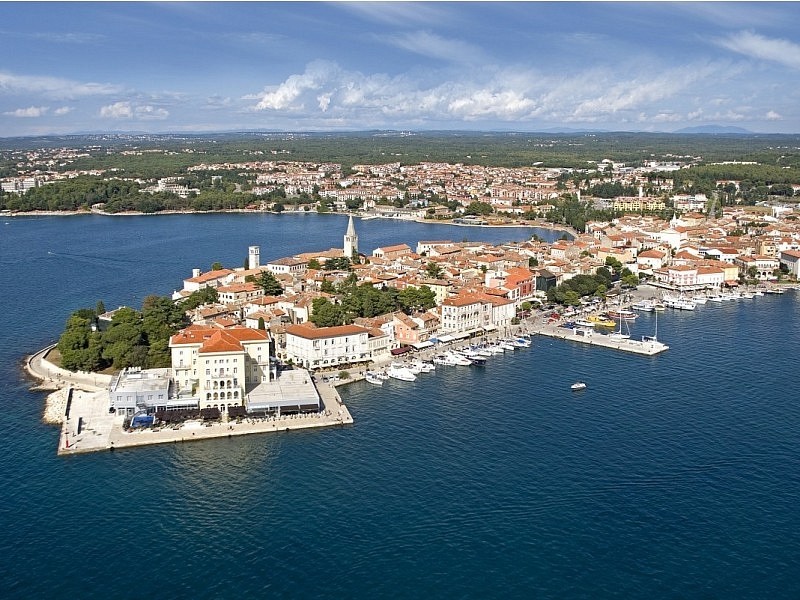 Panorama mesta Poreč