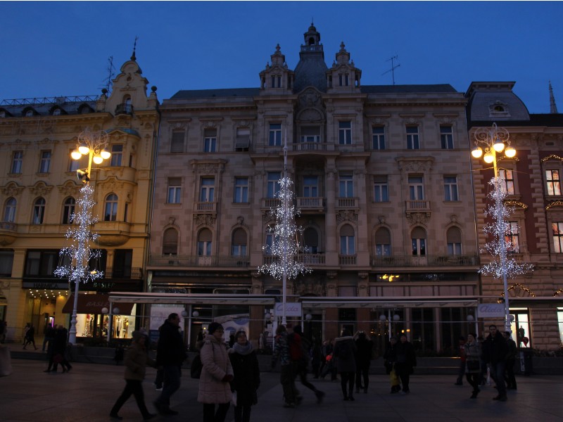 Zagreb - Trg bana jelačića