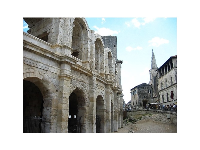 Antični ostanki v Arlesu