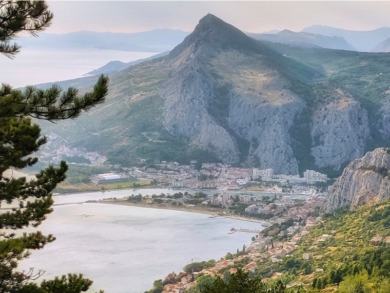 pogled na Omiš