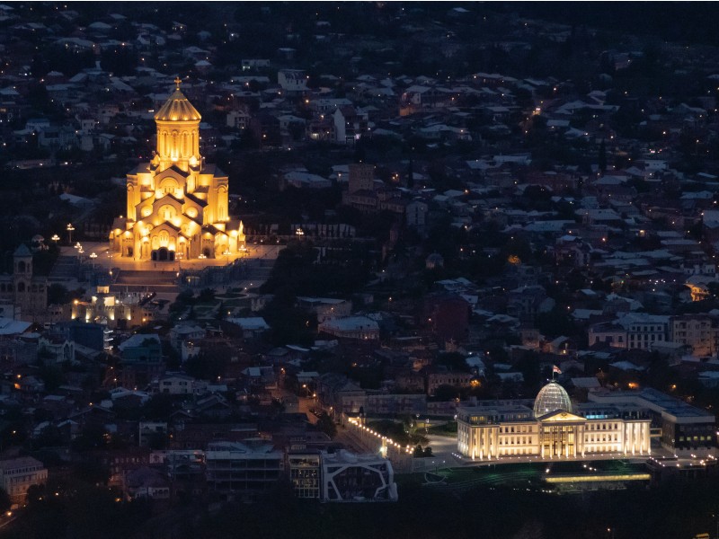 Nočna panorama Tbilisi