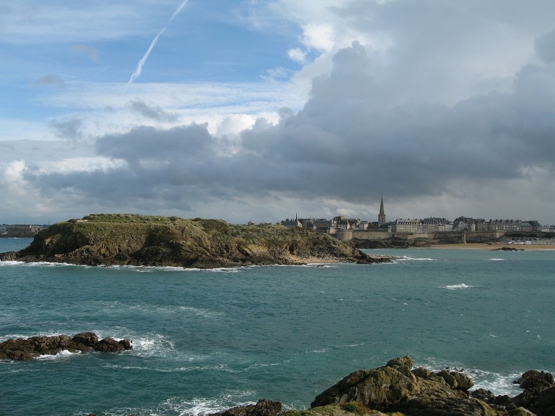 pristaniško in ribiško mesto St. Malo